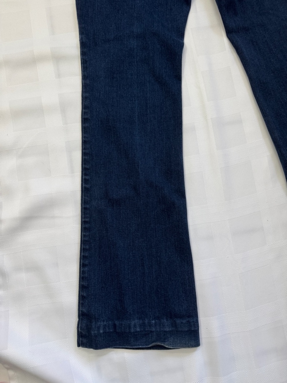 White House Black Market Indigo Boot Cut Jeans - Picture 14 of 16